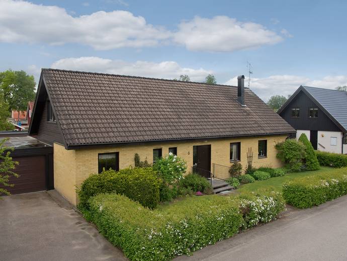 5 rok · 197 m² · Blåbärsvägen 6