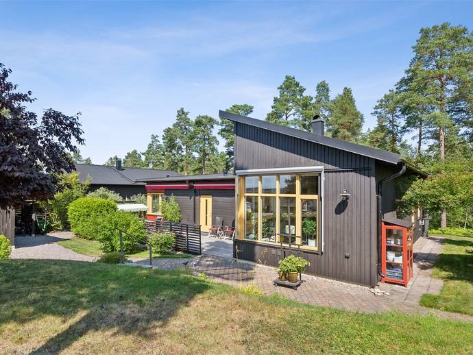 3 rok · 128 m² · Skogsstigen 57