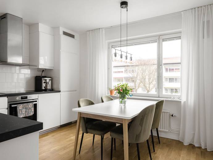 3 rok · 79,5 m² · Sörgården 124