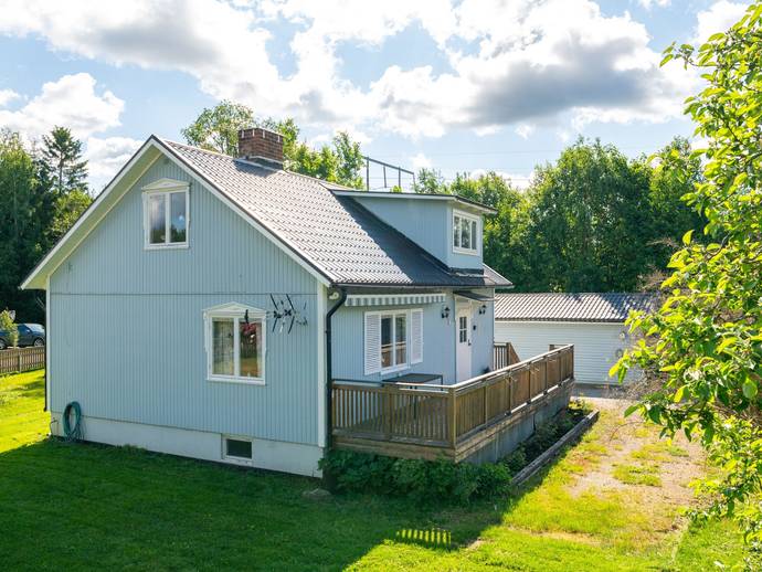 4 rok · 93 m² · Byn 846