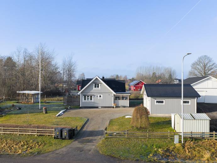 4 rok · 100 m² · Svängstavägen 131-0