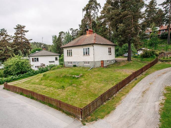 3 rok · 53 m² · Degerängsvägen 11
