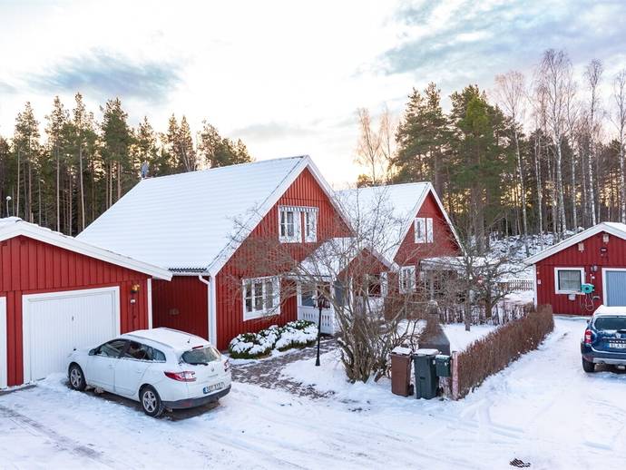 6 rok · 150 m² · Poppovägen 26