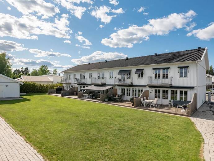 4 rok · 99 m² · Norra belltorpsvägen 3b