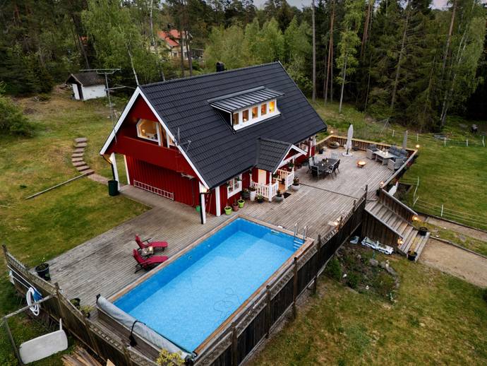 7 rok · 121 m² · Nässelviksvägen 4