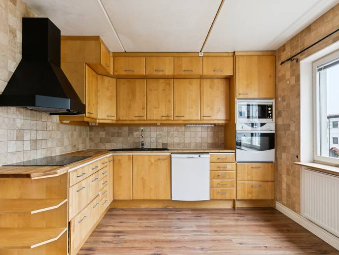 3 rok · 84 m² · Tvillingarnas gata 304