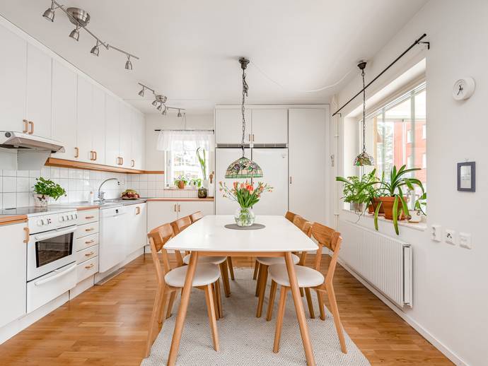 2 rok · 64,5 m² · Institutsvägen 9