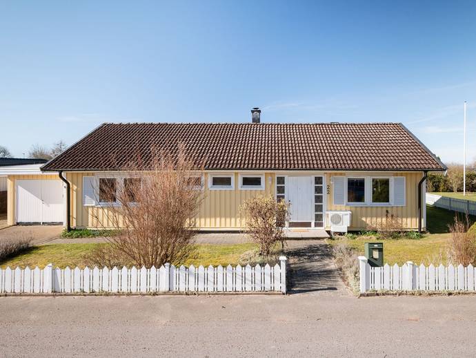 6 rok · 160 m² · Kung Valdemars väg 22