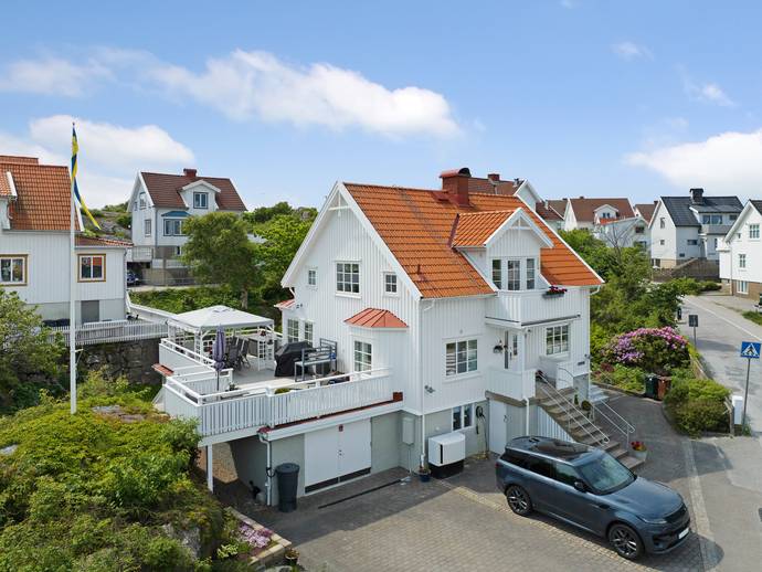 6 rok · 197 m² · Strandgatan 3