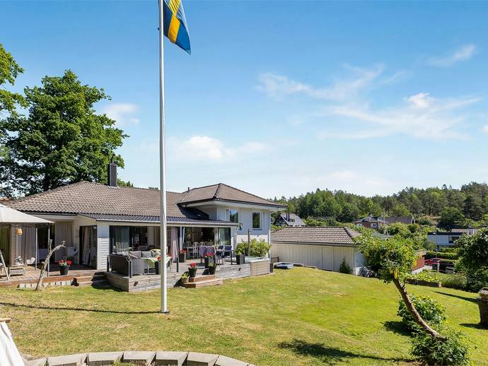7 rok · 177 m² · Hässelby strandväg 20