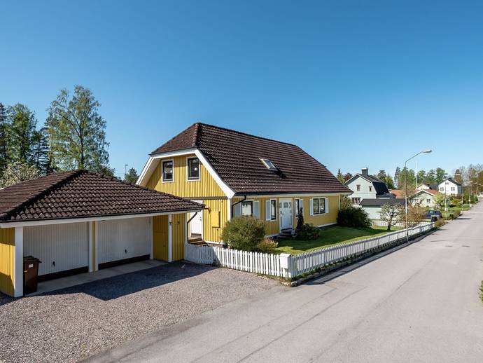 7 rok · 175 m² · Rosenvägen 9