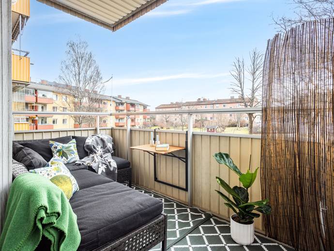 1 rok · 37,8 m² · Skolvägen 11E
