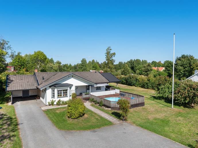 4 rok · 122 m² · Rävsnäs bryggväg 7A