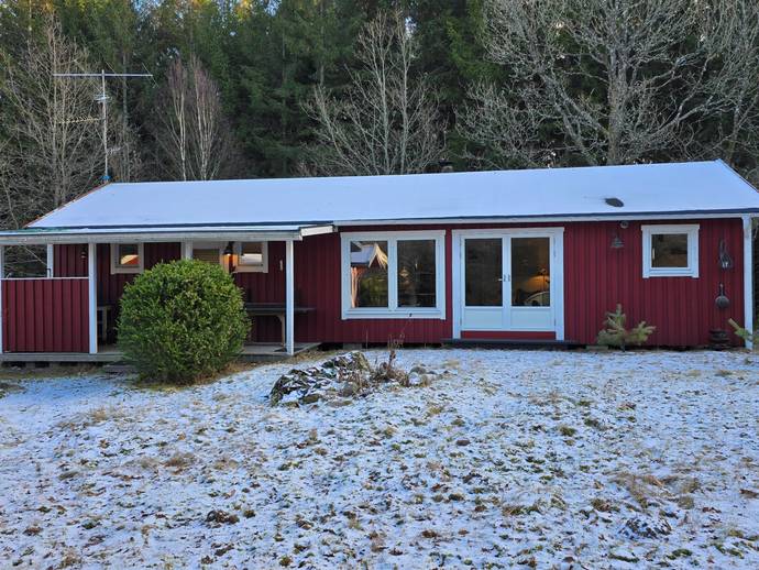 3 rok · 77 m² · "Skogsstugan" Putsered 64