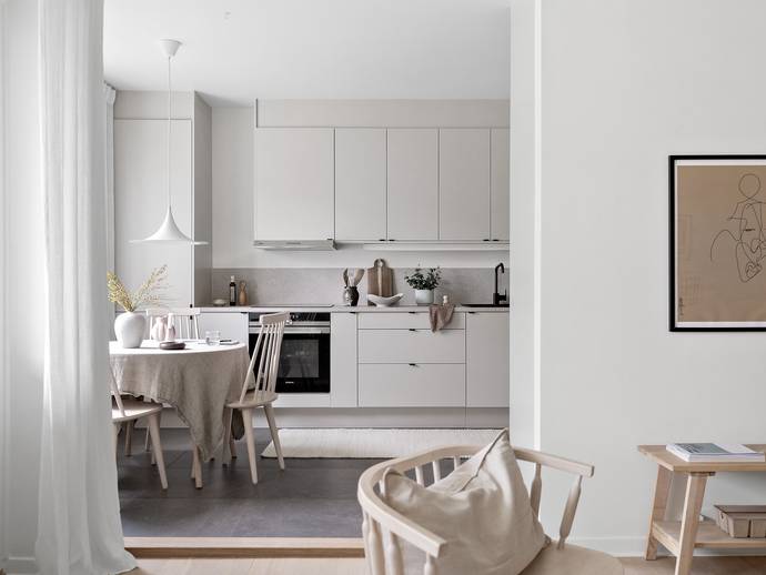 2 rok · 54 m² · Basungatan 42