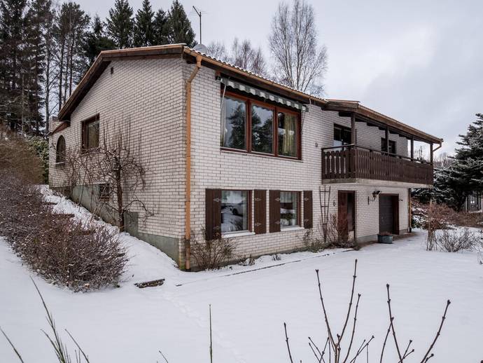 4 rok · 132 m² · Oljobergsvägen 6