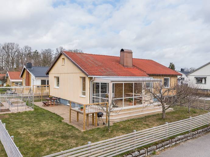 5 rok · 97 m² · Blomstergången 17