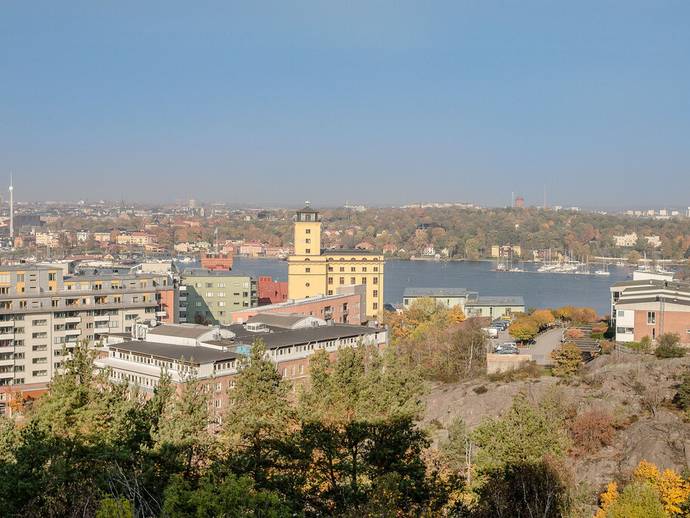 3 rok · 81 m² · Henriksdalsringen 37