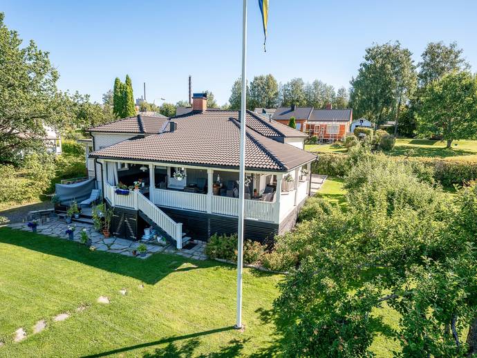 4 rok · 137 m² · Sandsborgsvägen 11