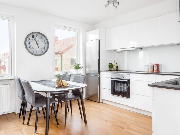 2 rok · 60 m² · Hederstiernas Gata 46