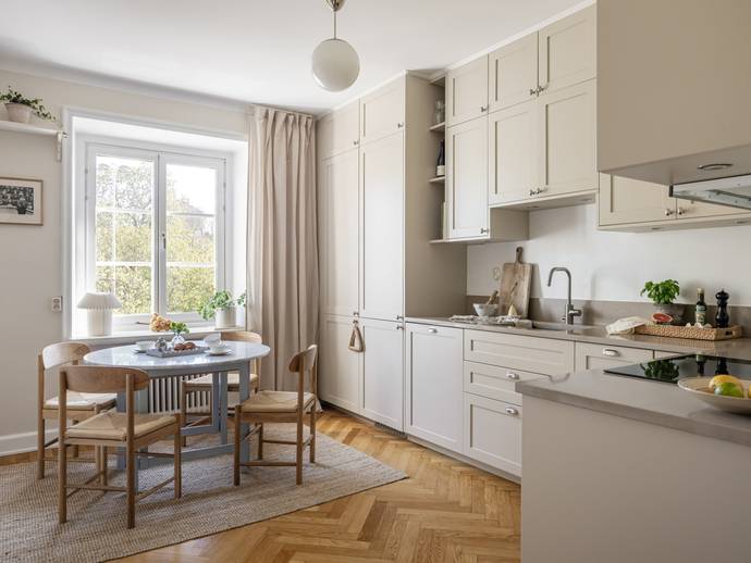 1,5 rok · 40 m² · Ringvägen 157, 2 tr