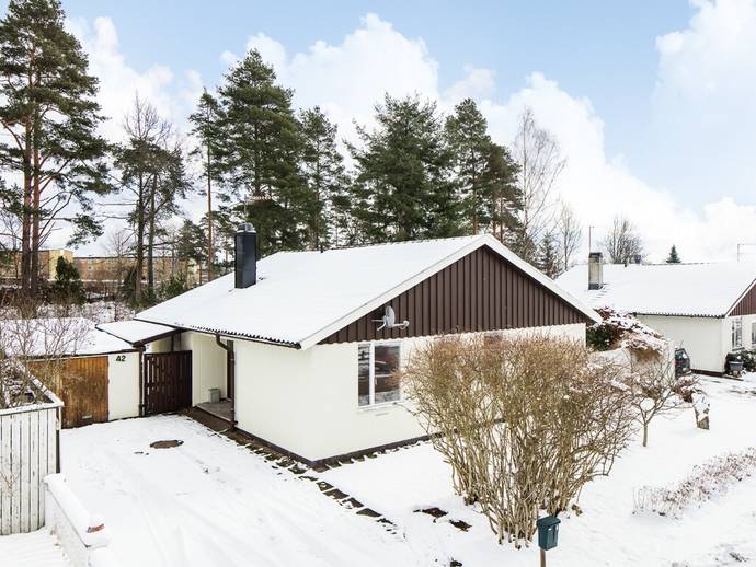 5 rok · 100 m² · Kolonivägen 42