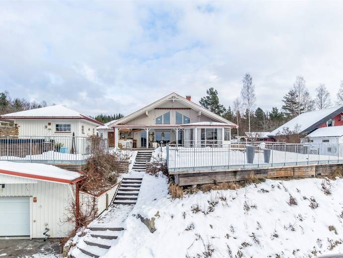 6 rok · 180 m² · Ulvövägen 7