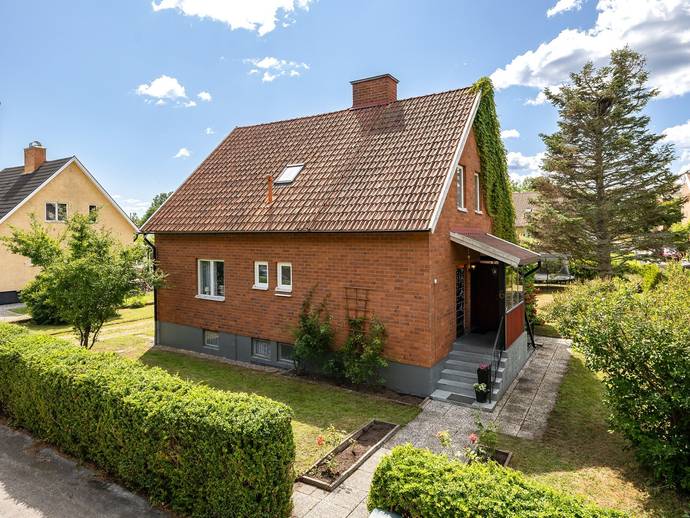 5 rok · 133 m² · Näktergalsvägen 6