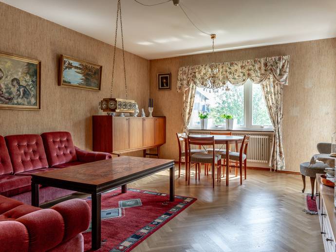 4 rok · 79 m² · Trastvägen 9
