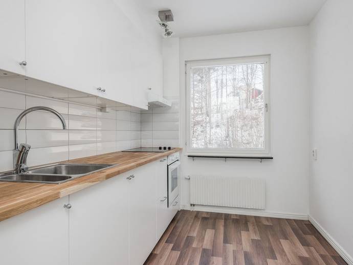 1 rok · 40 m² · Rullstensvägen 25 C
