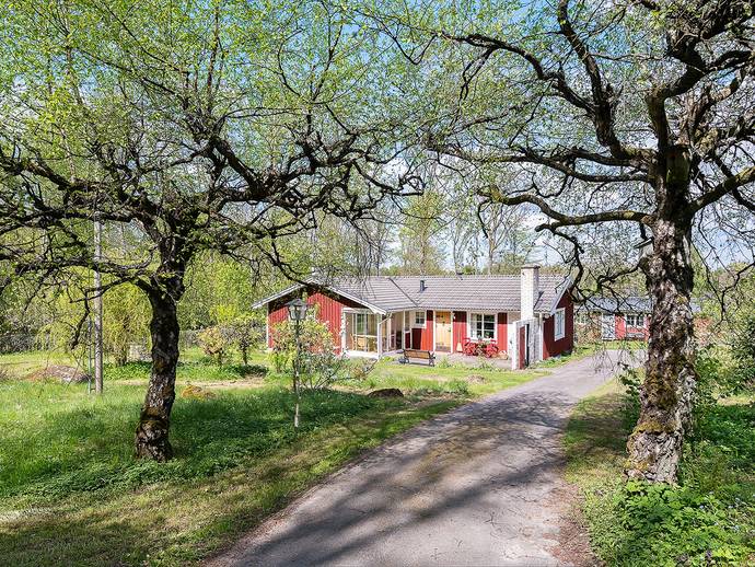 4 rok · 99 m² · Röinge 5519