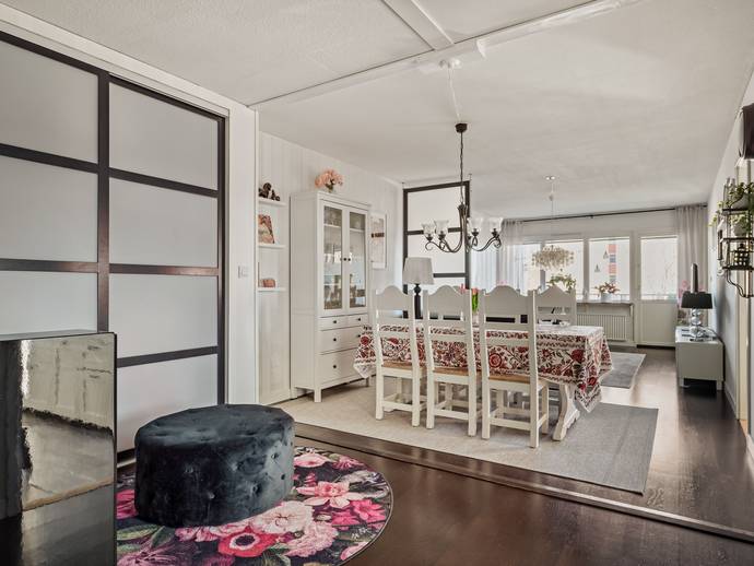 6 rok · 117 m² · Mariehemsvägen 13E
