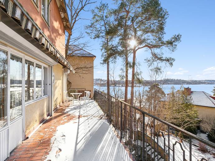 13 rok · 396 m² · Stenkullavägen 43