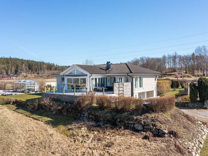 6 rok · 161 m² · Flohult Solliden