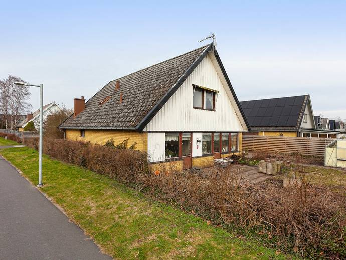 7 rok · 170 m² · Schottisvägen 17