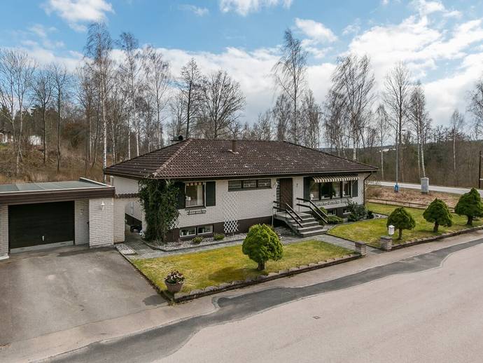 4 rok · 113 m² · Lyckebyvägen 2