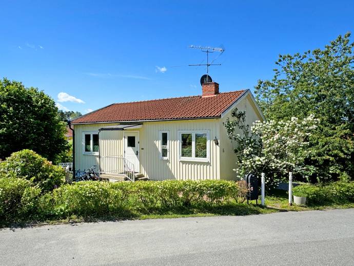 6 rok · 117 m² · Jordgubbsvägen 6