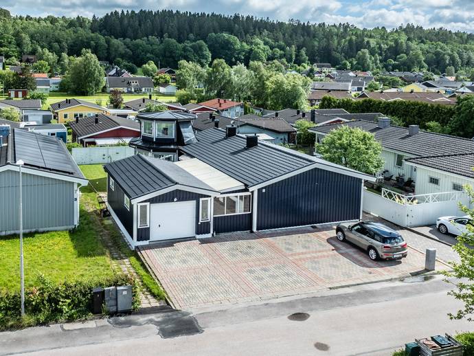 6 rok · 149 m² · Vallvägen 5