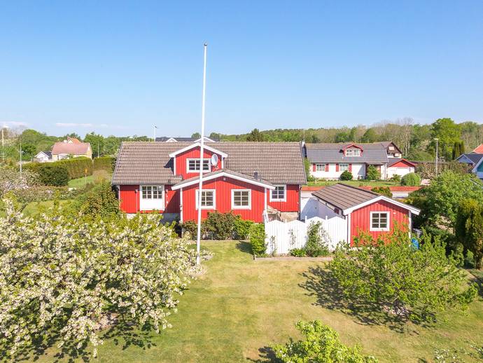 3 rok · 105 m² · Rullstensvägen 13