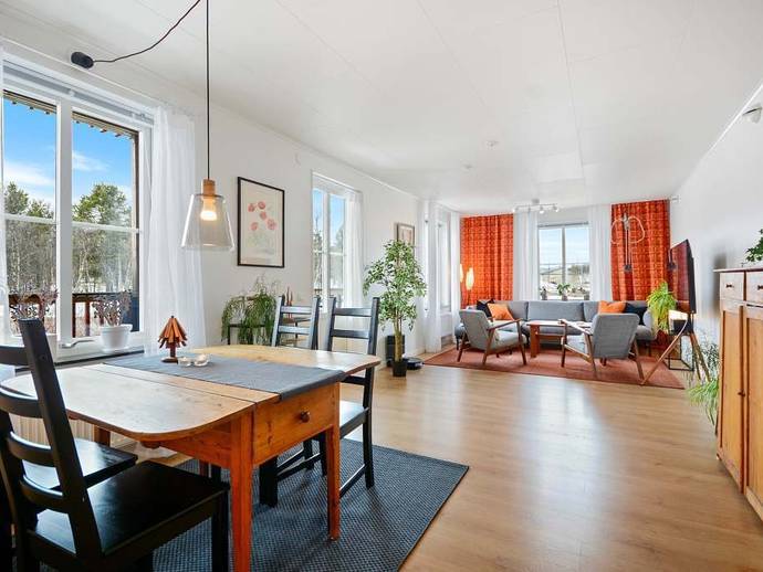 2 rok · 70 m² · Tarfalavägen 9 B