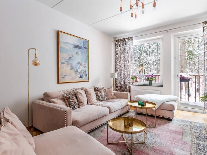 2 rok · 52 m² · Tisdagsvägen 9