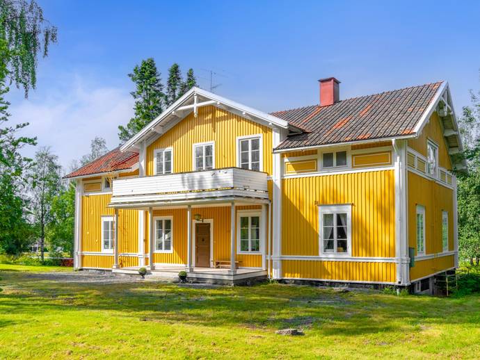 9 rok · 360 m² · Utåkersvägen 17