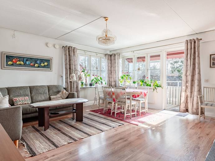 3 rok · 85 m² · Östra Solbacksgatan 7