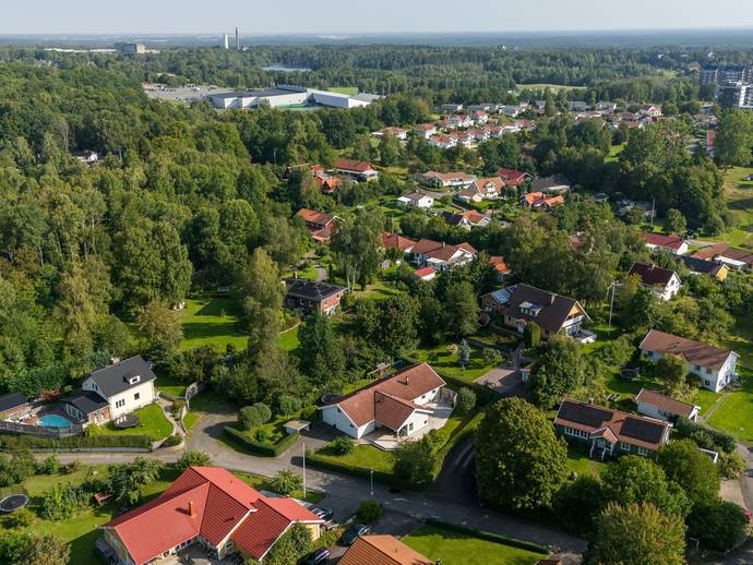 5 rok · 146 m² · Södertorpsvägen 6