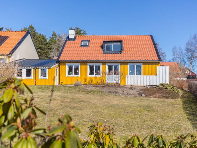 7 rok · 173 m² · Stallvägen 1