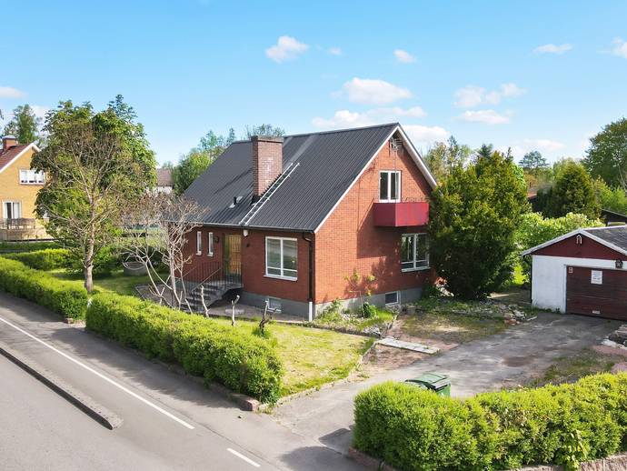124 m² · Enegatan 2