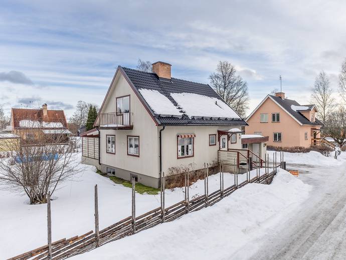 4 rok · 98 m² · Björkstigen 4