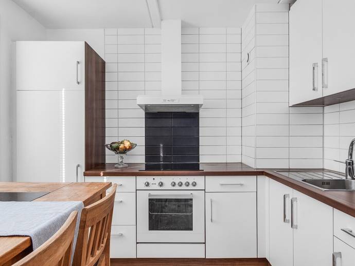 1 rok · 40 m² · Dalhemsvägen 49 A