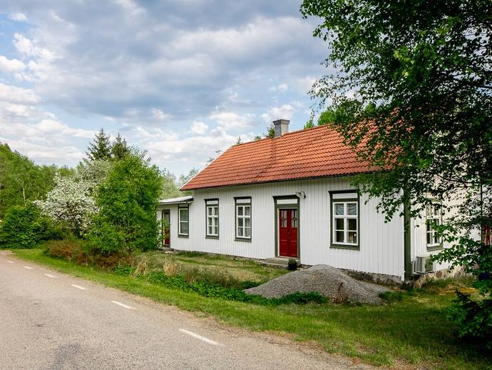 8 rok · 135 m² · Rössmåla 8