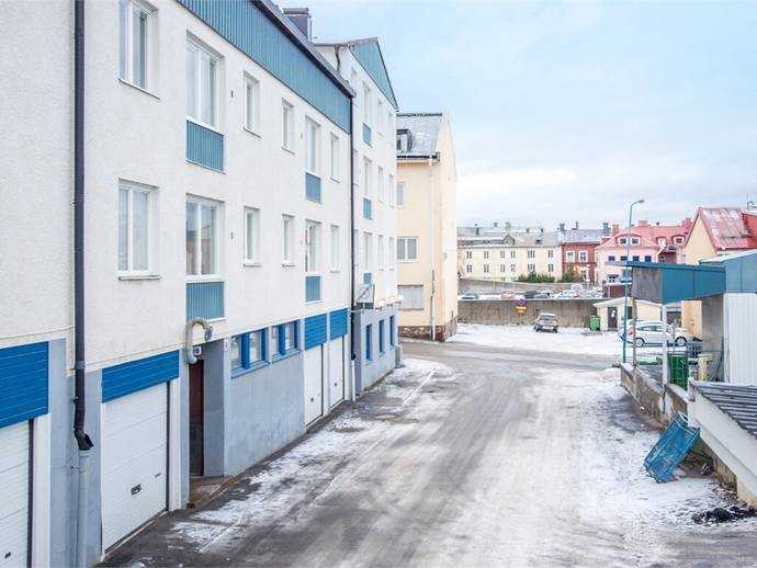 3 rok · 74 m² · Backgränd 2 B
